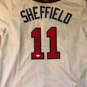 Gary Sheffield autographed Braves jersey